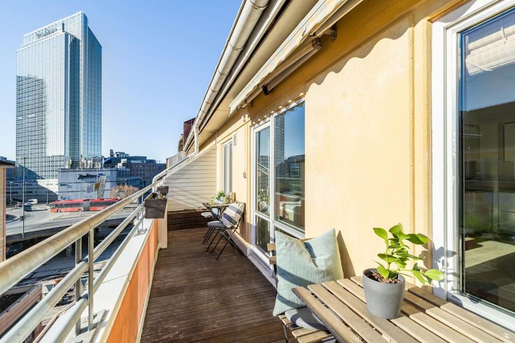 Location Station& Garage Parking Апартаменты